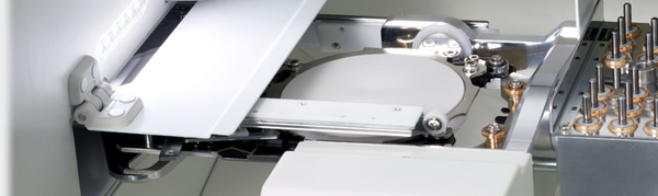 Roland DWX-52DCi Disk Changing Dental Mill